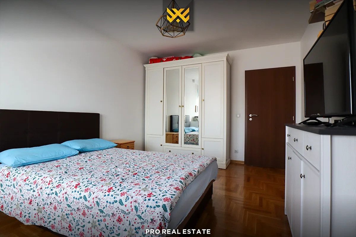 Banesë 66m² për #SHITJE në Qendër.