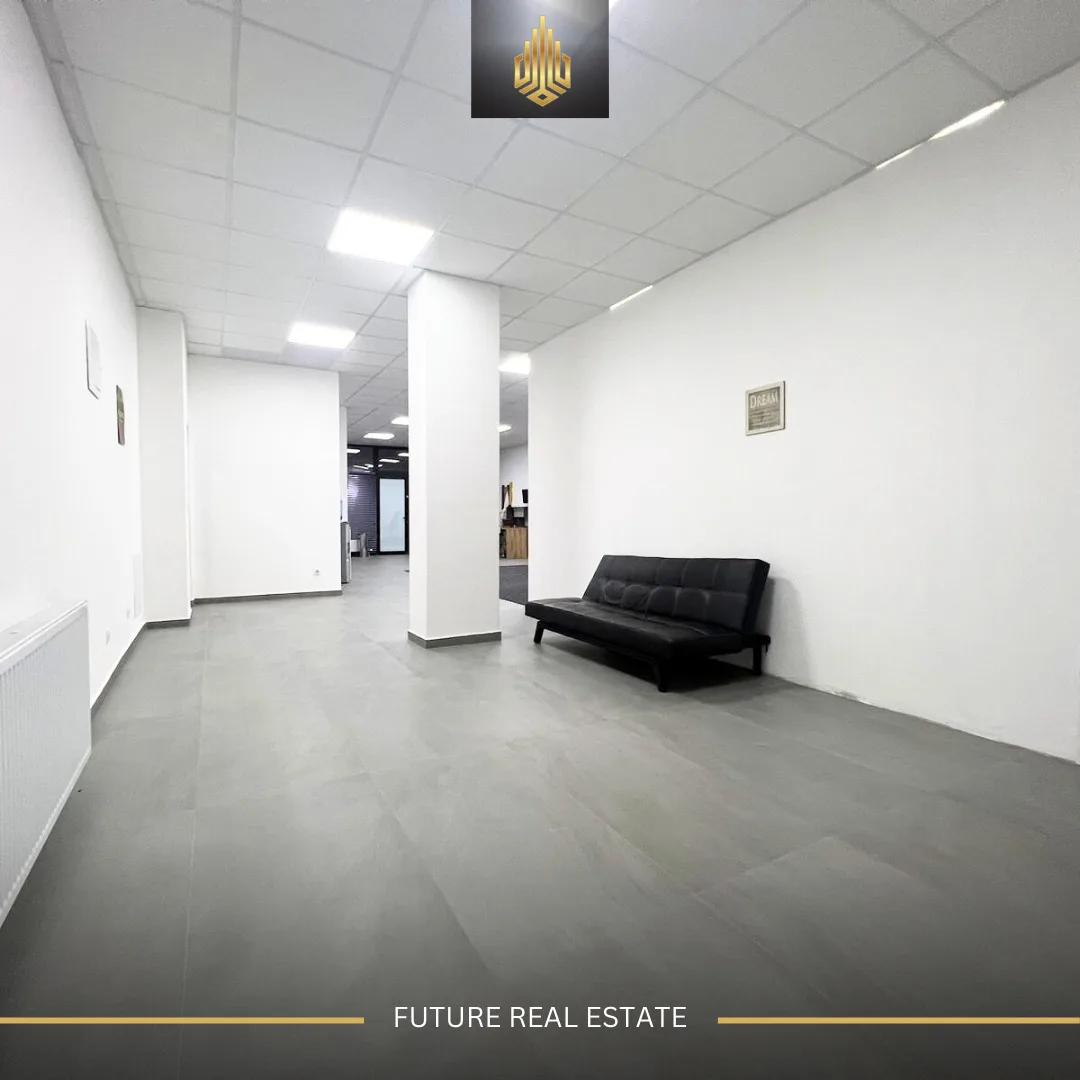 Lokal me QERA/117m²