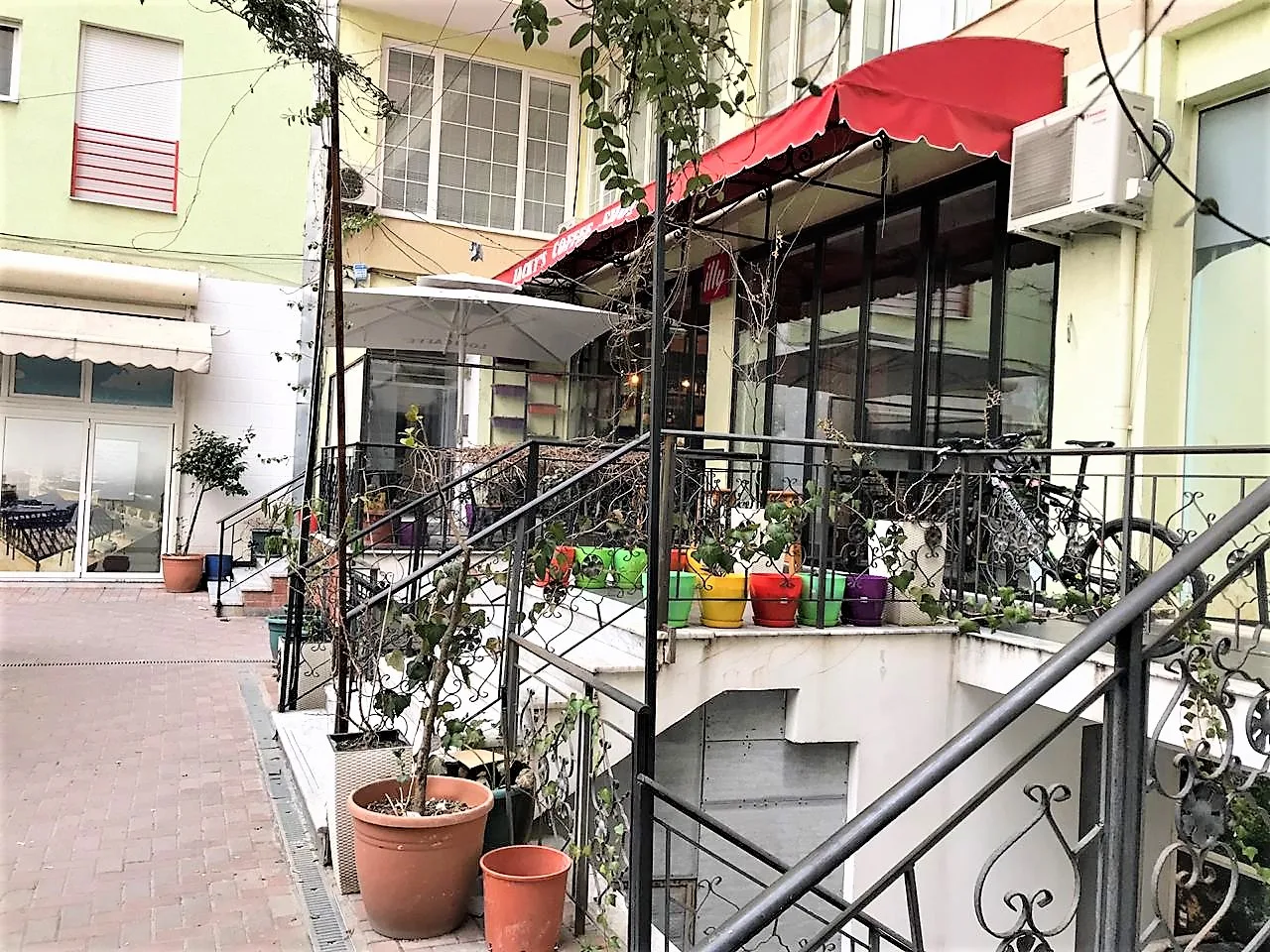 Shitet ambient biznesi pazari i ri, tiranë