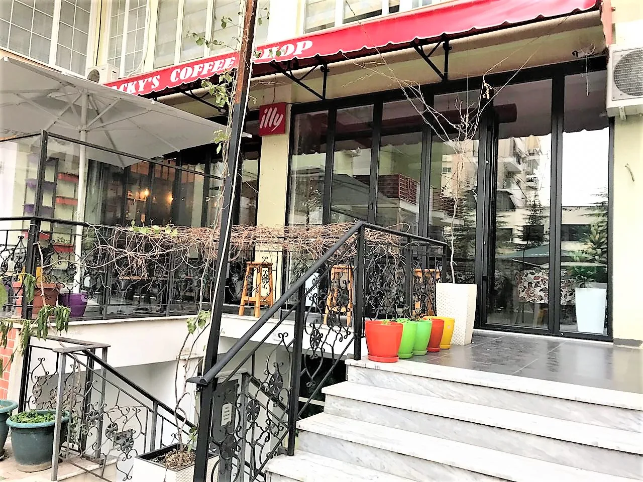 Shitet ambient biznesi pazari i ri, tiranë