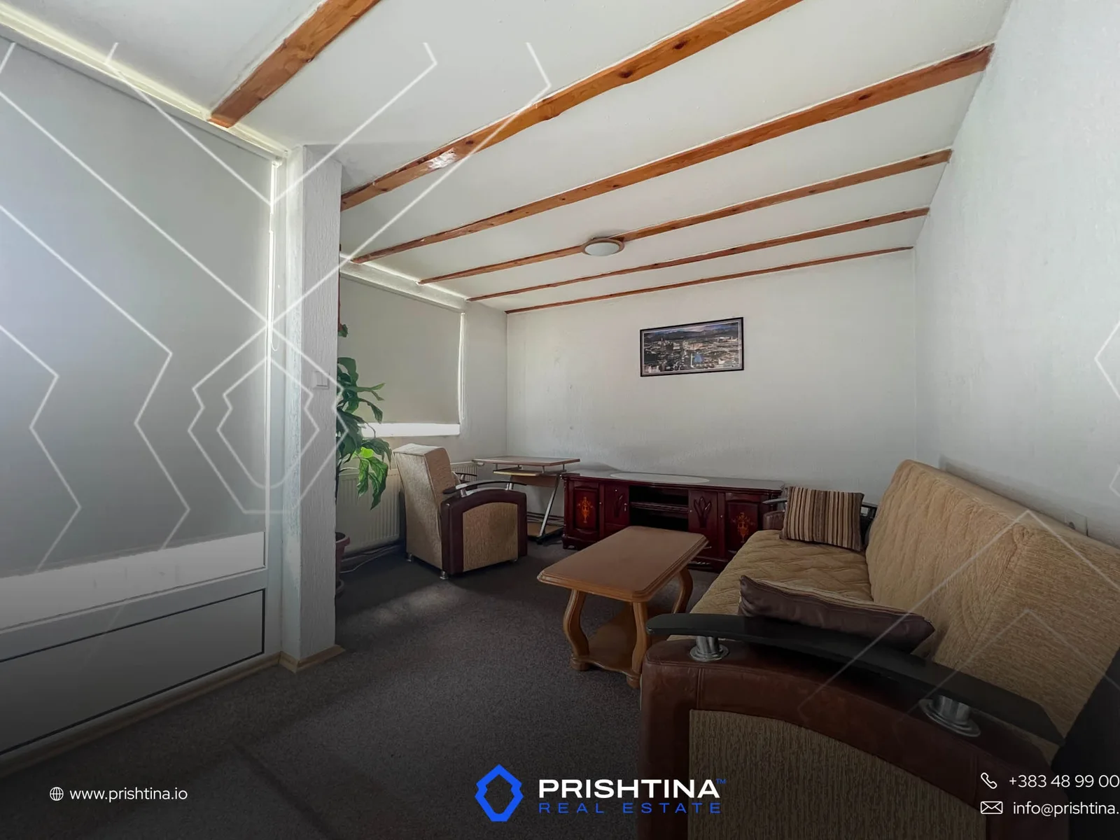 Shtëpi me qira 180m² në Dragodan