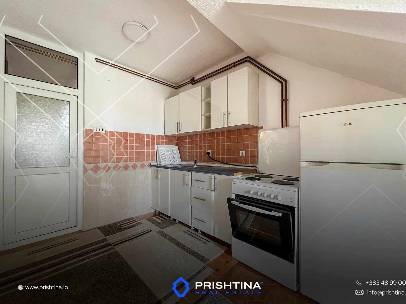 Shtëpi me qira 180m² në Dragodan