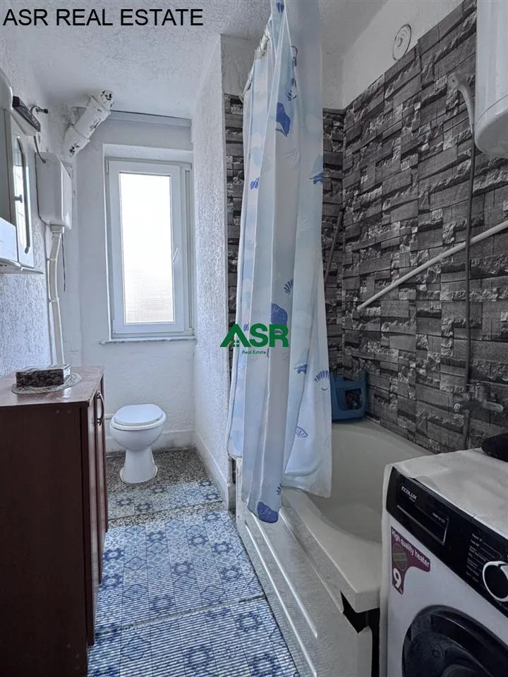 #ID:3616 Banesë 54m2 ne #shitje në lagjen Qafa, rr.Uck