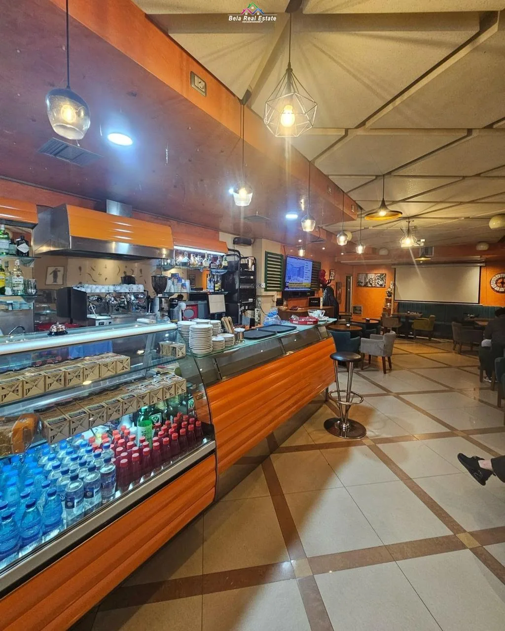 Lokal Ne Shitje Ne Bllok (ID BL035) Tirane