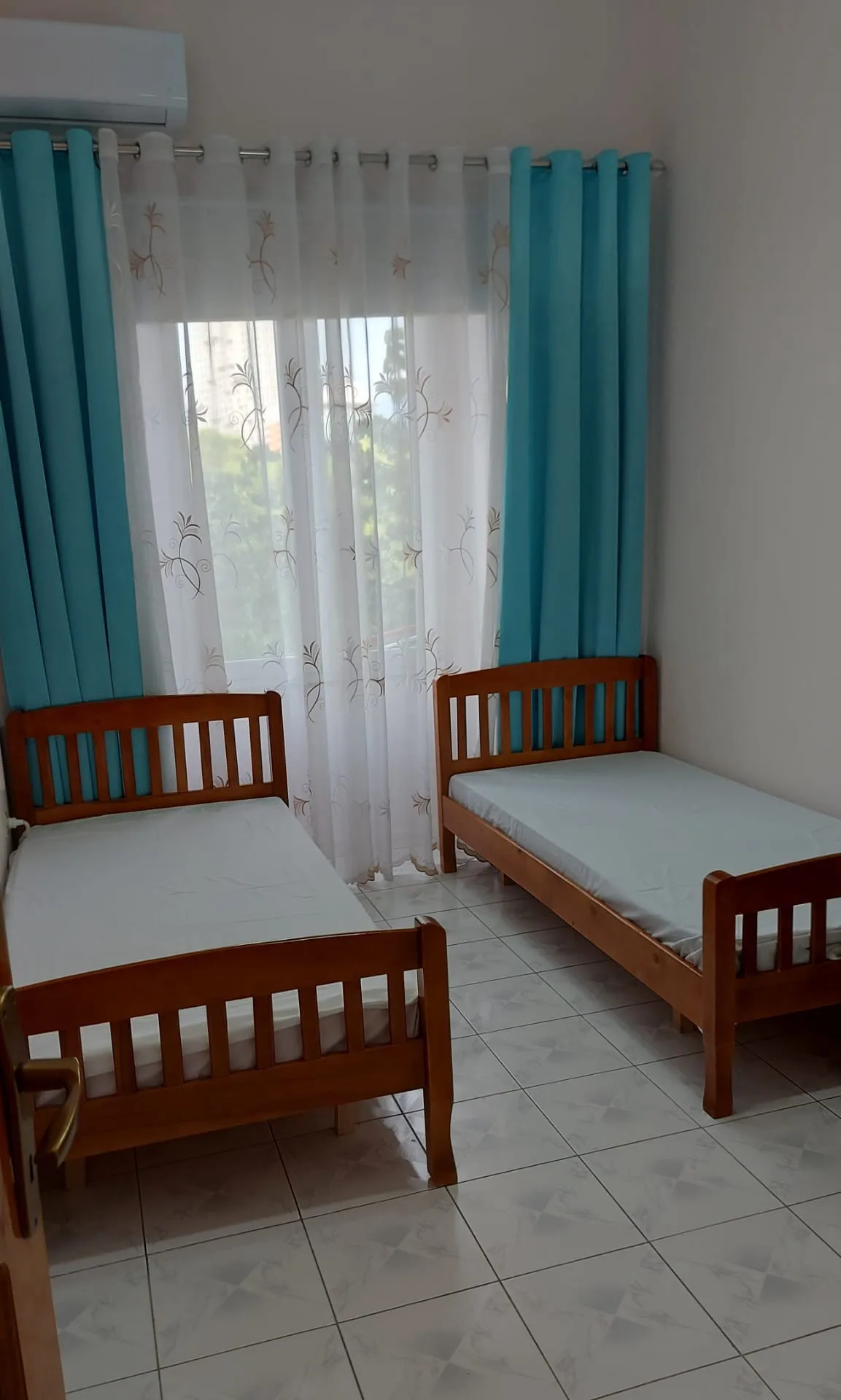 Apartament Me Qera 2+1 Tek Shallvaret (ID B221342) Tirane