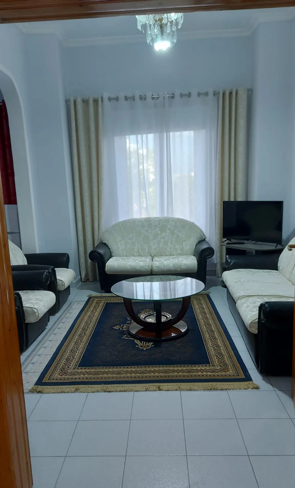 Apartament Me Qera 2+1 Tek Shallvaret (ID B221342) Tirane