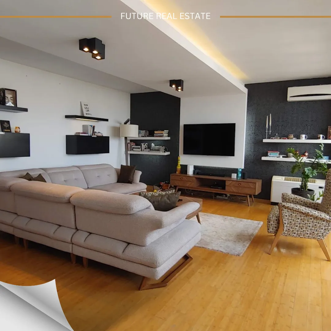 Penthaus me QERA/200m²