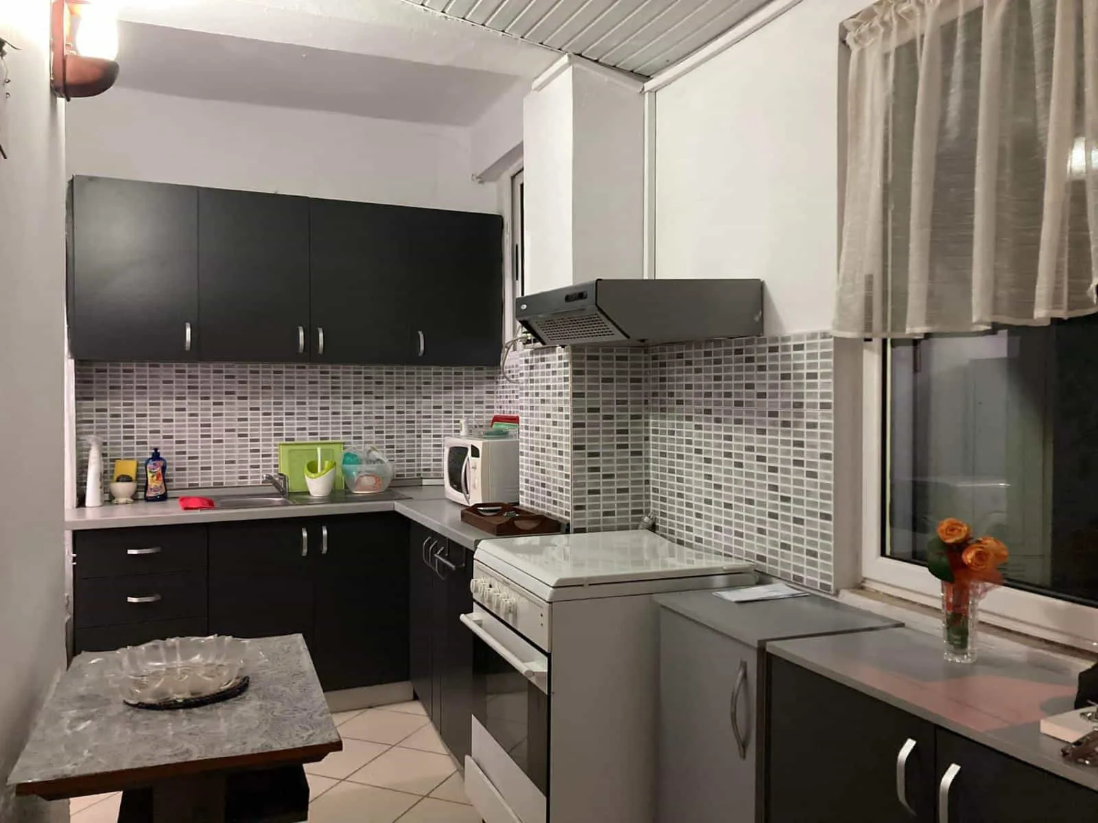 Vile Me Qera 1+1 Tek Pazari i Ri (ID BV22475) Tirane