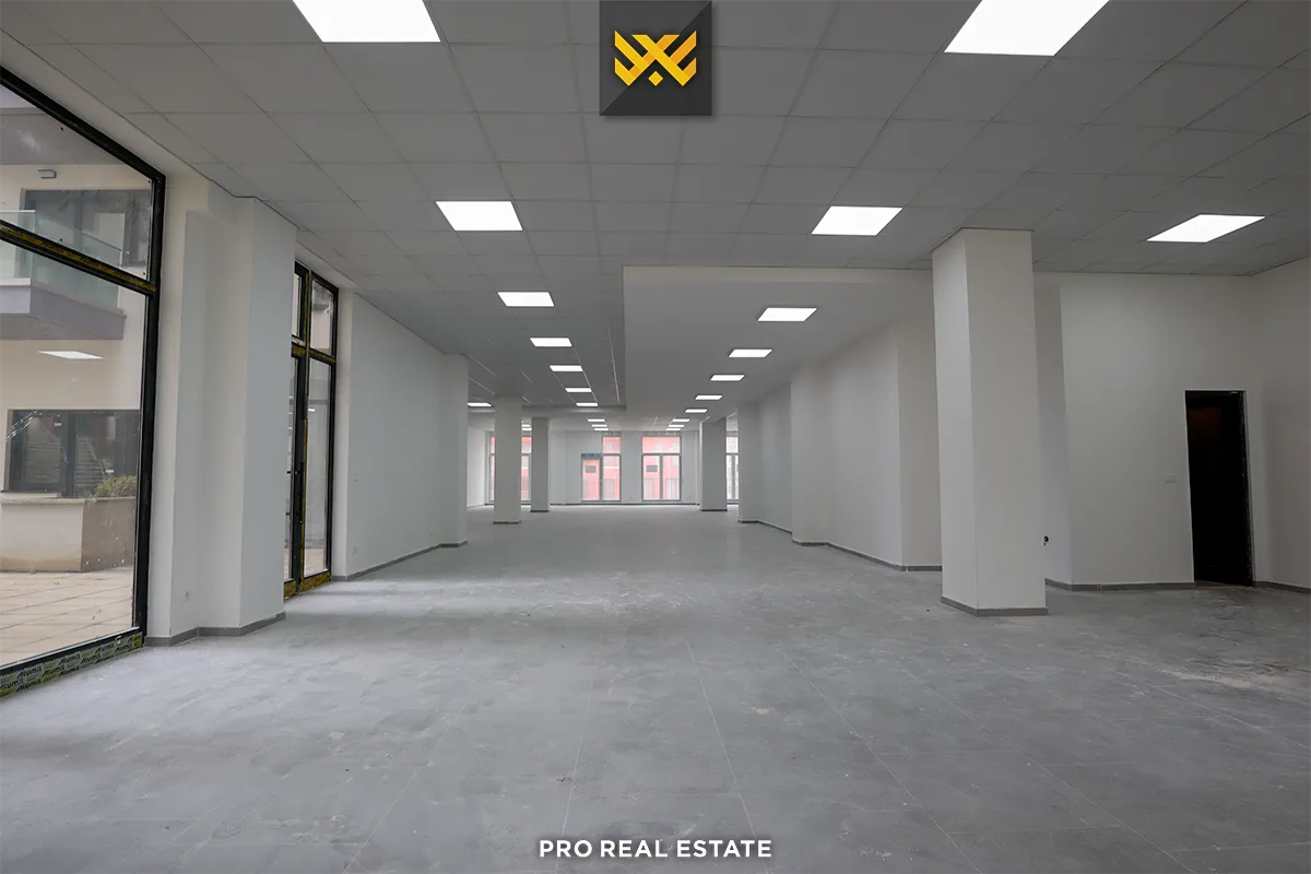 Lokal 354m² me #QIRA në Lagjen Kodrina
