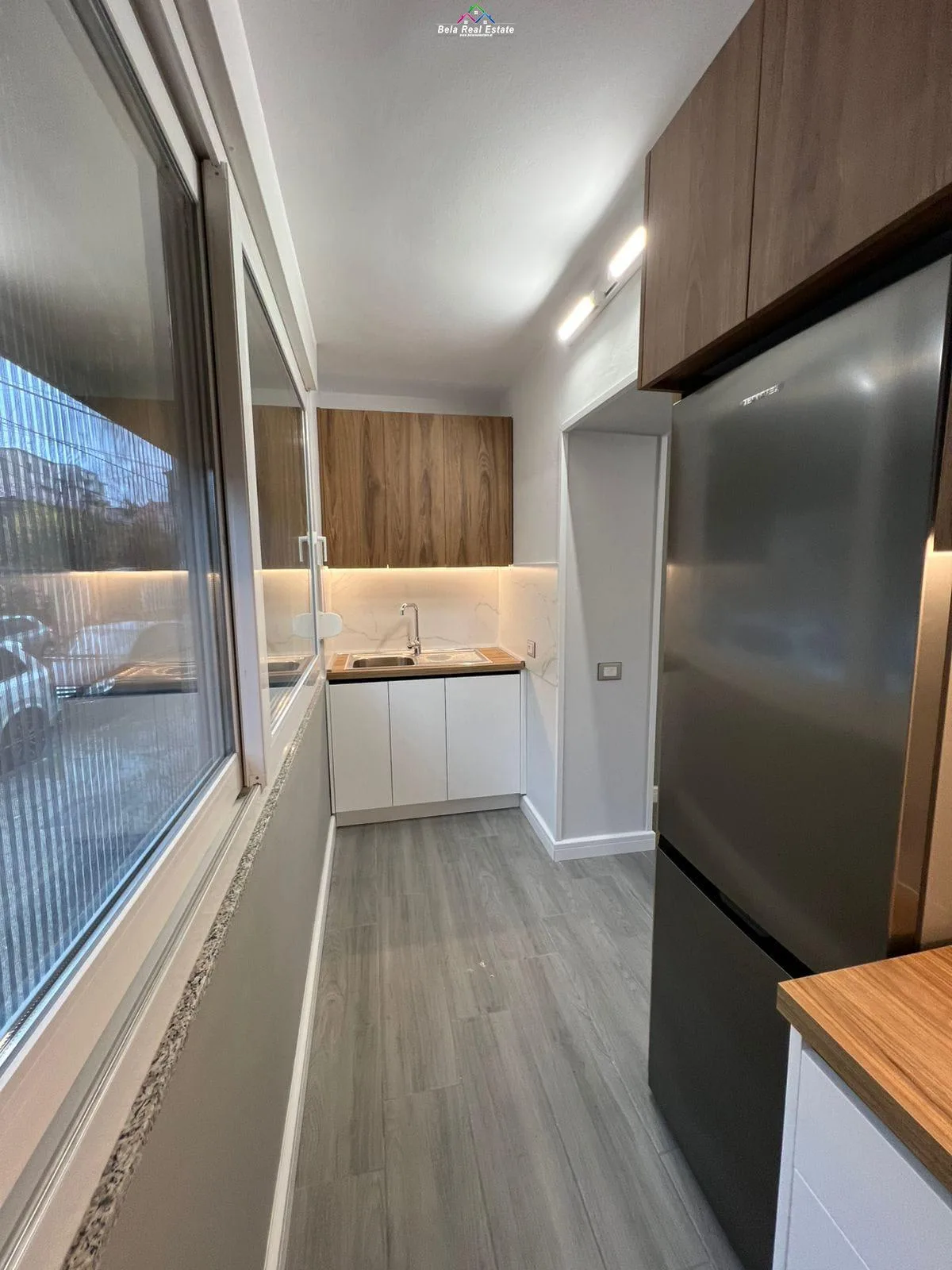 Zyre Me Qera 1+1 Tek Shkolla e Kuqe (ID BZ2740) Tirane