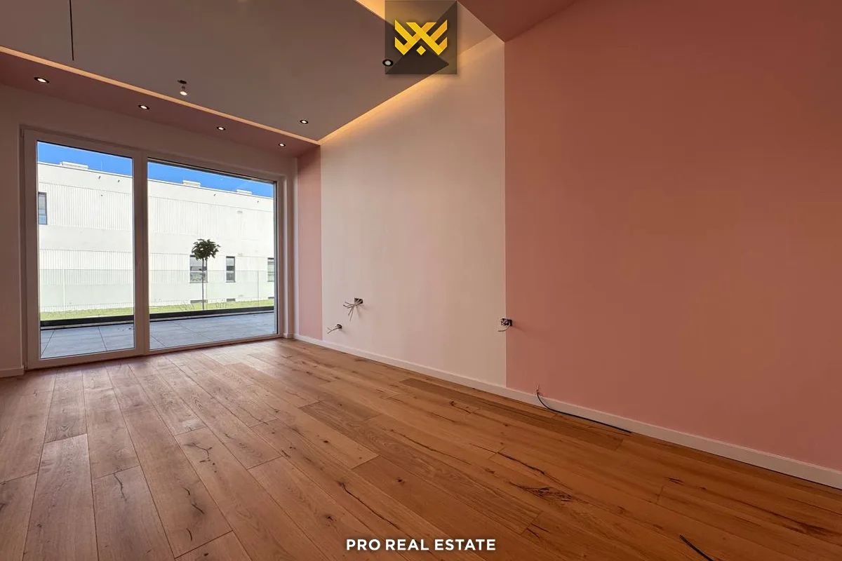 Terracier 202m² + 77.8m² me #QIRA në Lagjen Marigona Hill