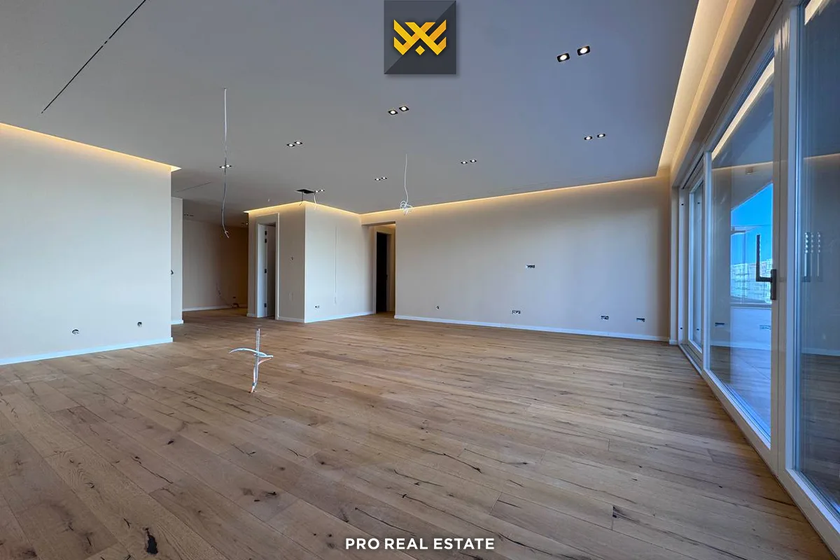 Terracier 202m² + 77.8m² me #QIRA në Lagjen Marigona Hill