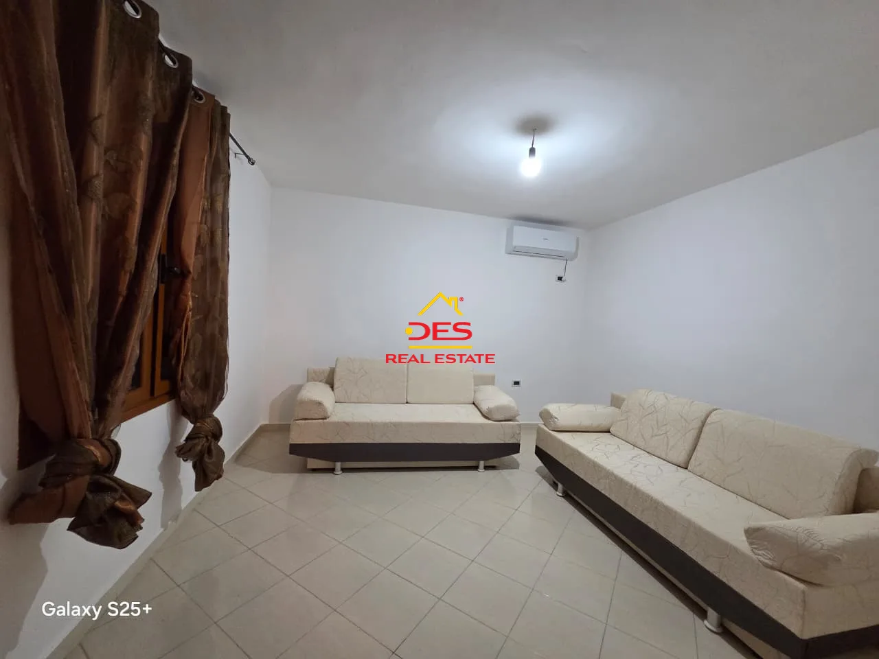 Shitet shtëpi private 2-katëshe në çole, vlorë.