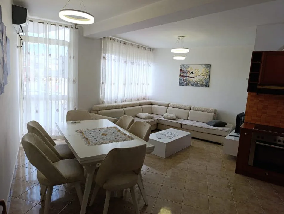 Apartament Me Qera 2+1 ne Fresk (ID B2201320) Tirane