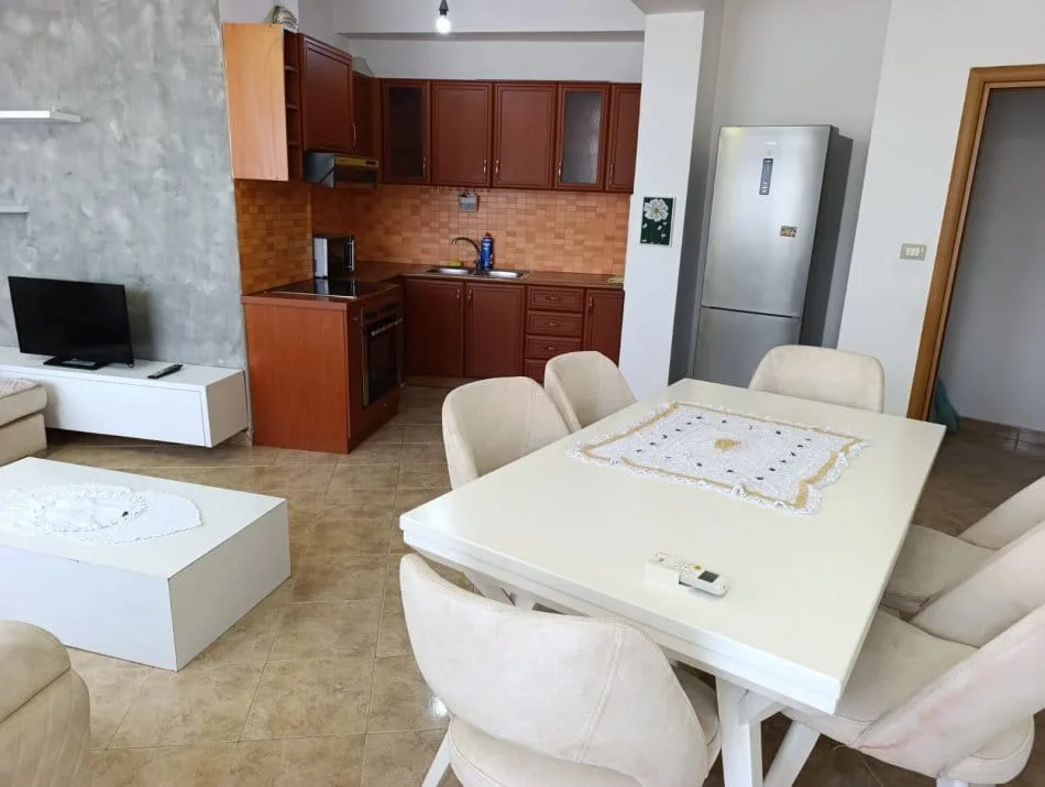 Apartament Me Qera 2+1 ne Fresk (ID B2201320) Tirane