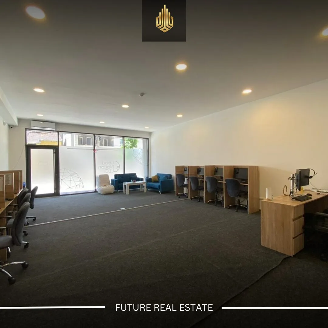 Lokal me QERA/70m²