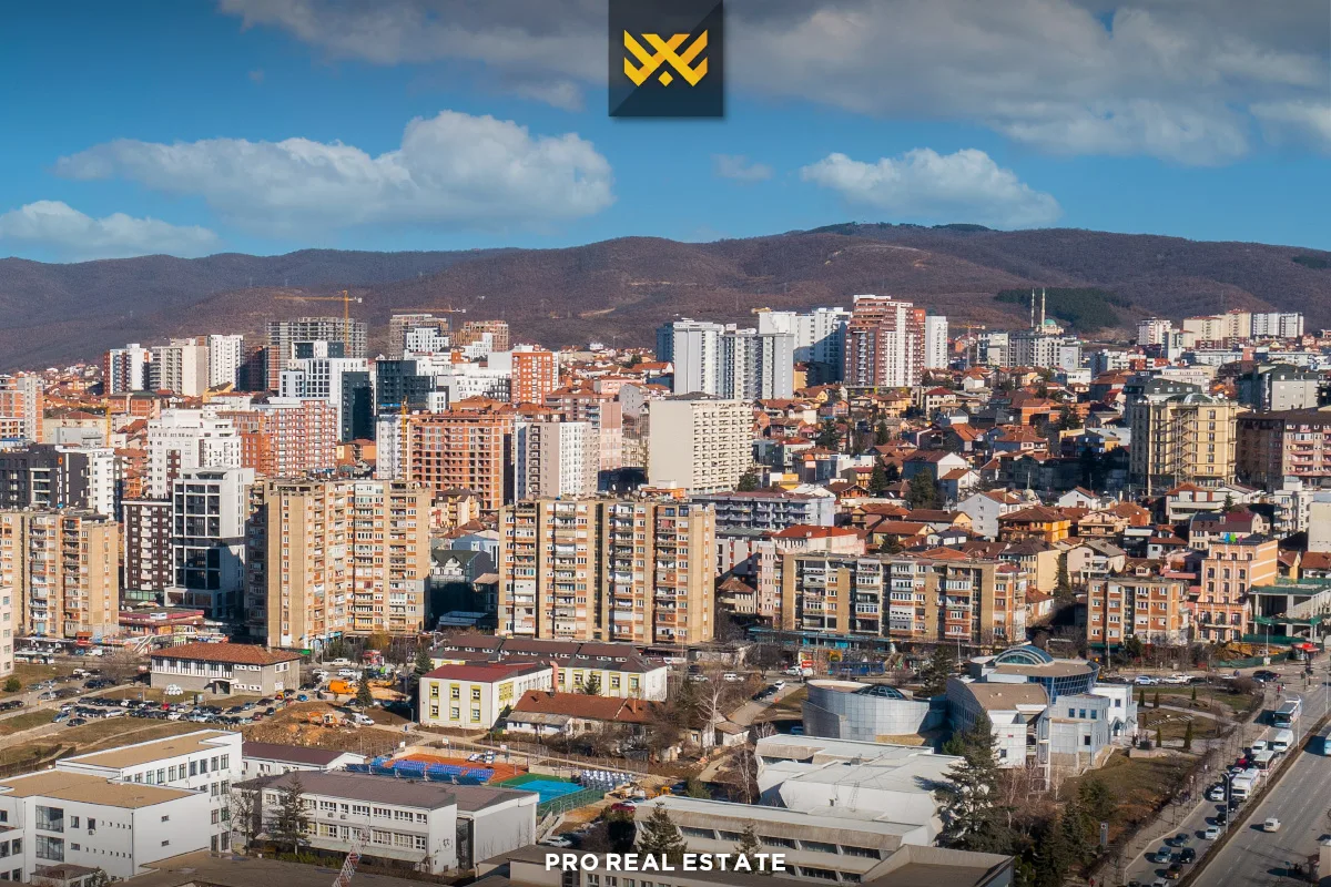 Objekt 600m² për #SHITJE në Aktash