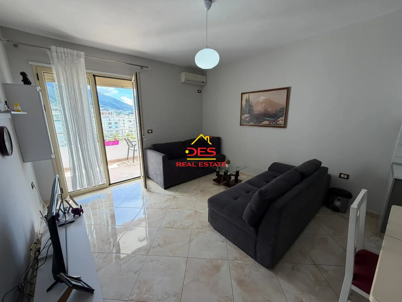 Jepet me qira apartament 1+1 me pamje nga deti në lungomare, vlorë