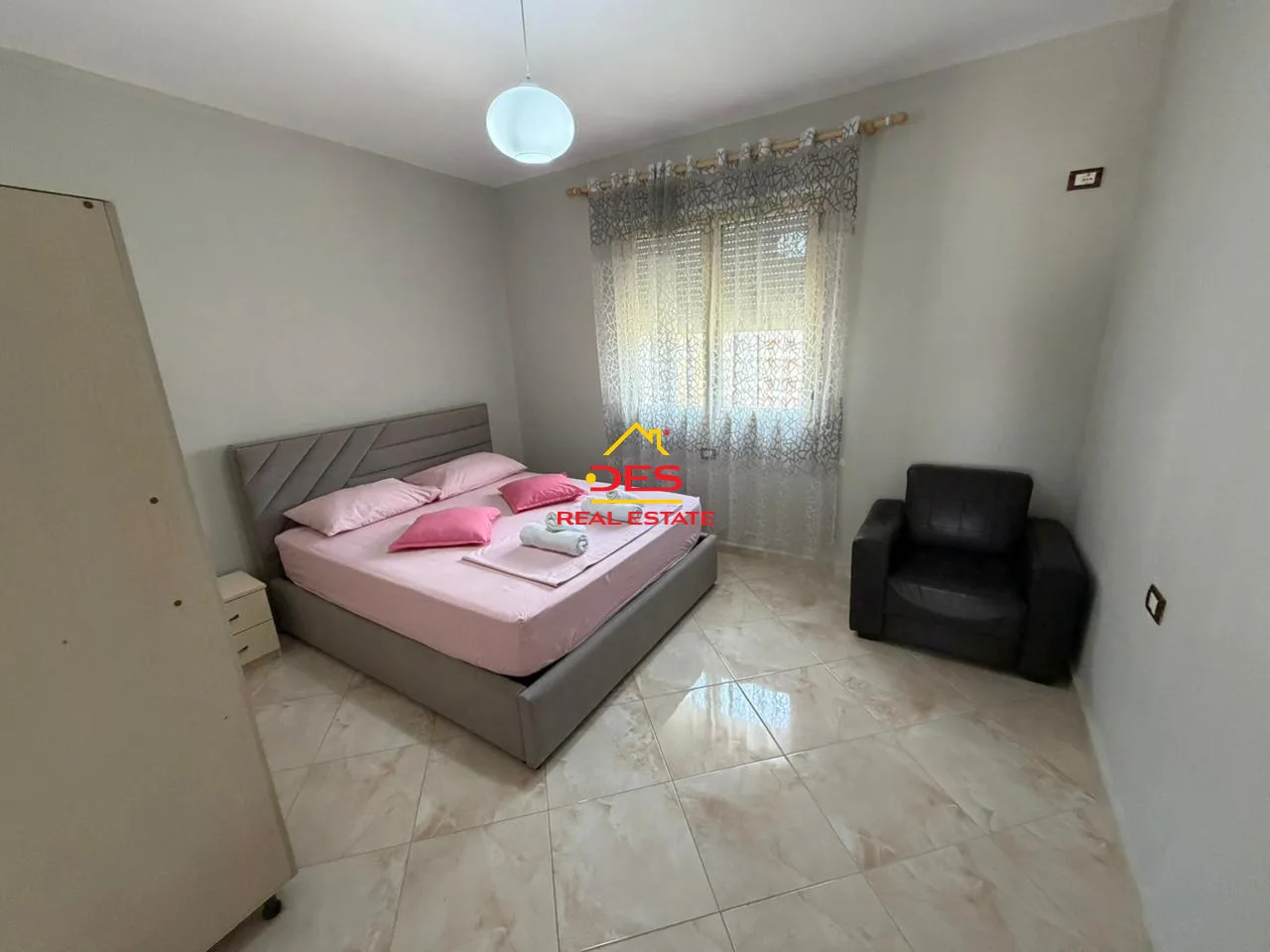 Jepet me qira apartament 1+1 me pamje nga deti në lungomare, vlorë