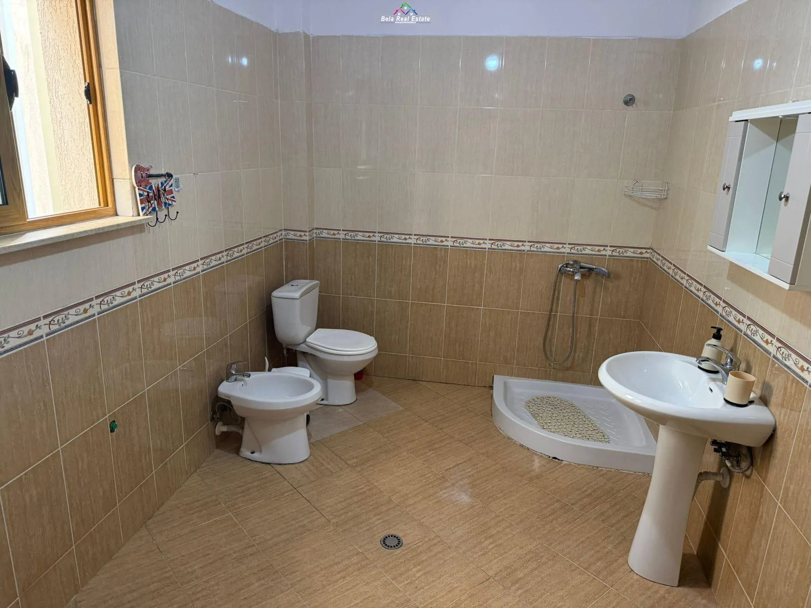 Vile Me Qera 2+1 Tek Vilat Gjermane (ID BV22525) Tirane