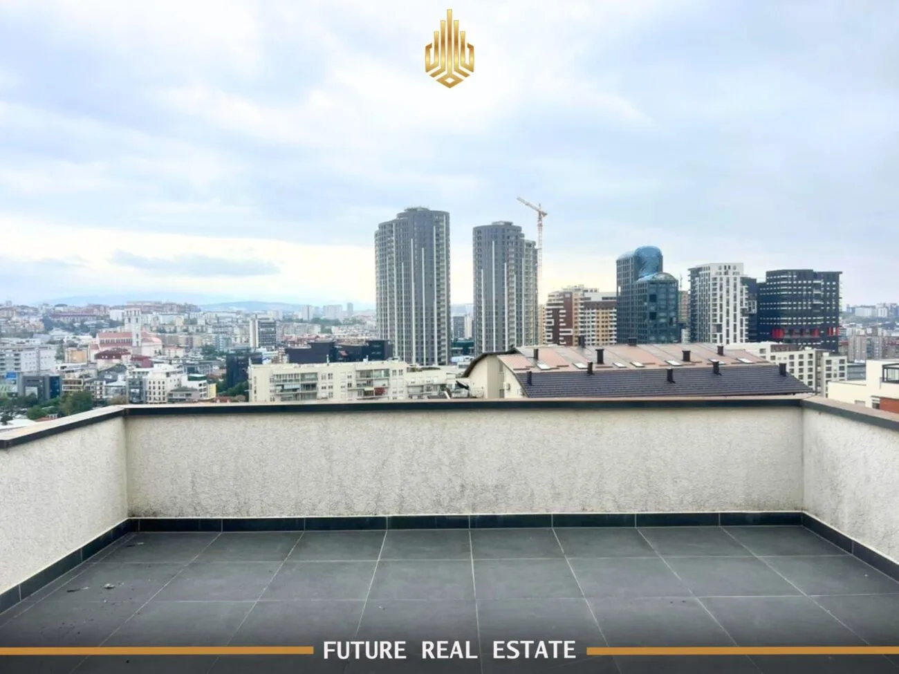 Penthouse me QIRA – 3 dhoma gjumi – Prishtinë – Arbëri (Dragodan) – mbi Five Star, Kompleksi Rubin Invest.