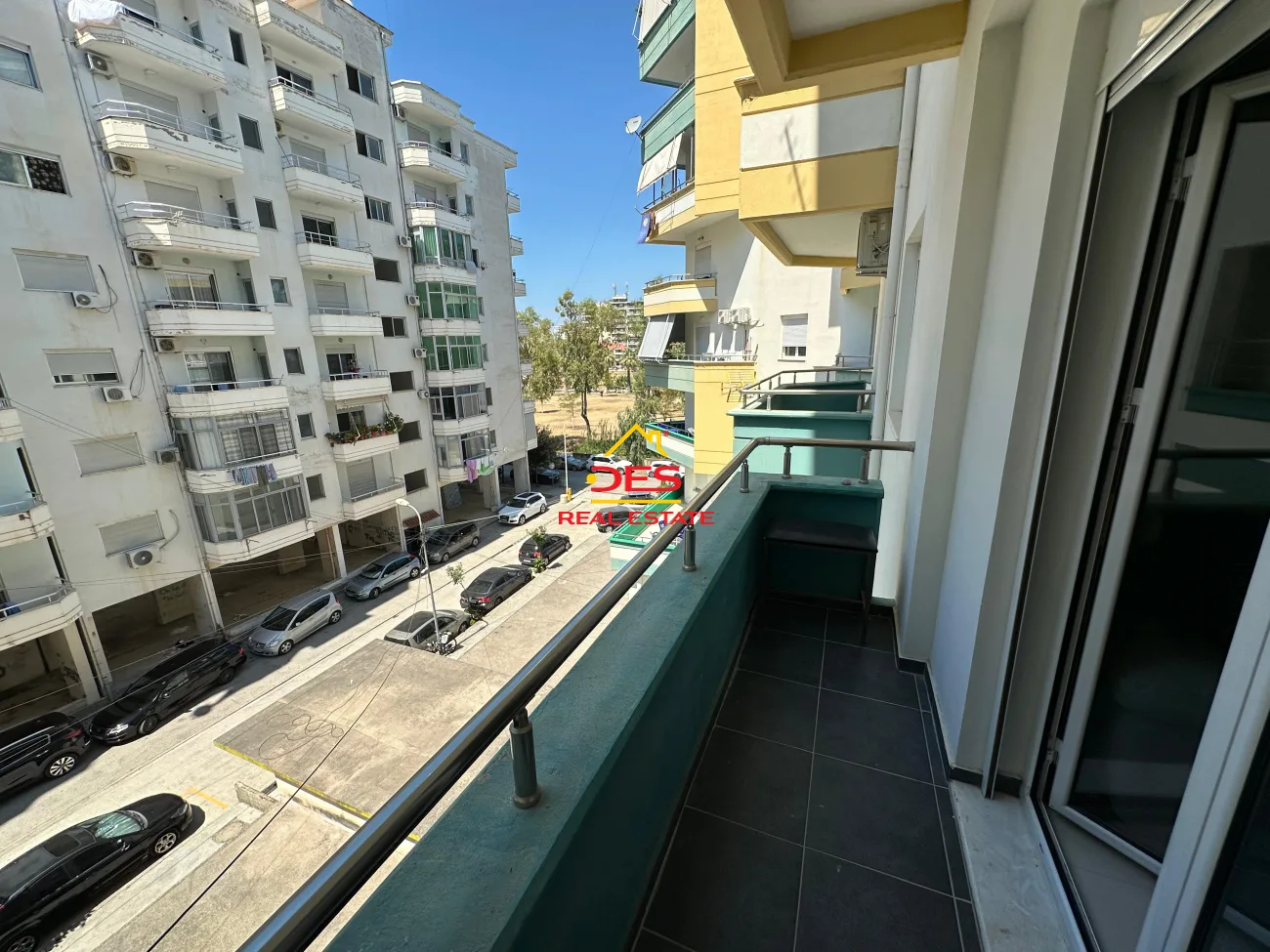Jepet me qira aprtament 1+1 në lungomare,vlorë.