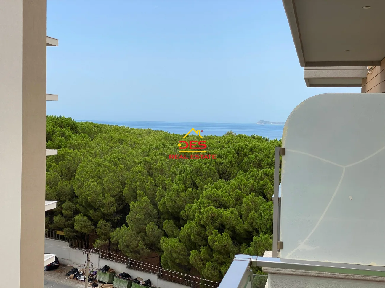 Shitet apartament 2+1 në kompleksin diamond hill, vlorë.