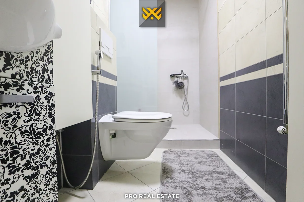 Shtëpi 229m² për #SHITJE në Veternik