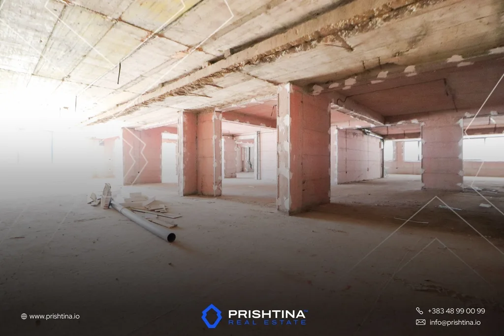 Zyrë me qira 550m² në Aktash