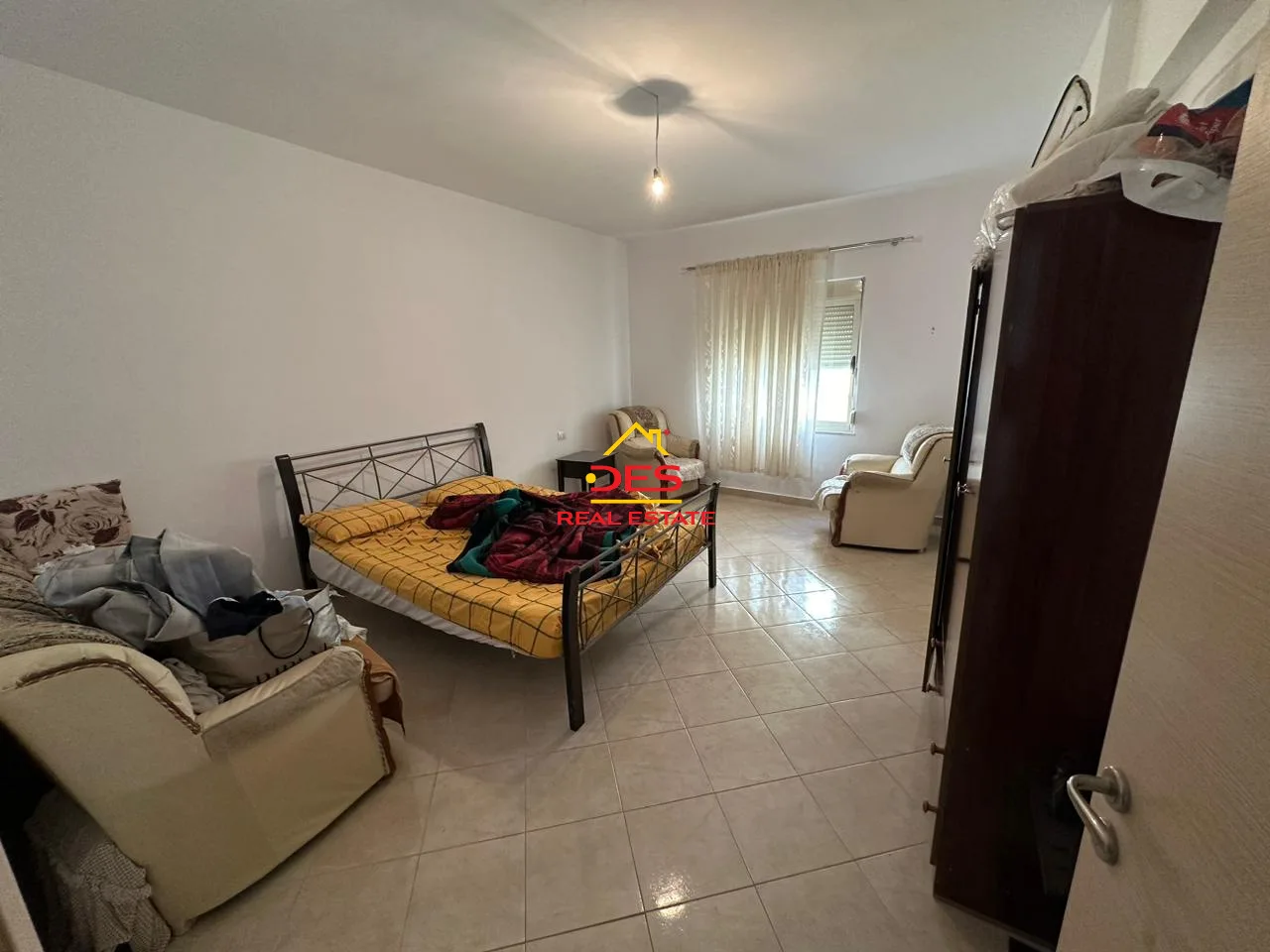 Shitet apartament 1+1 në orikum.