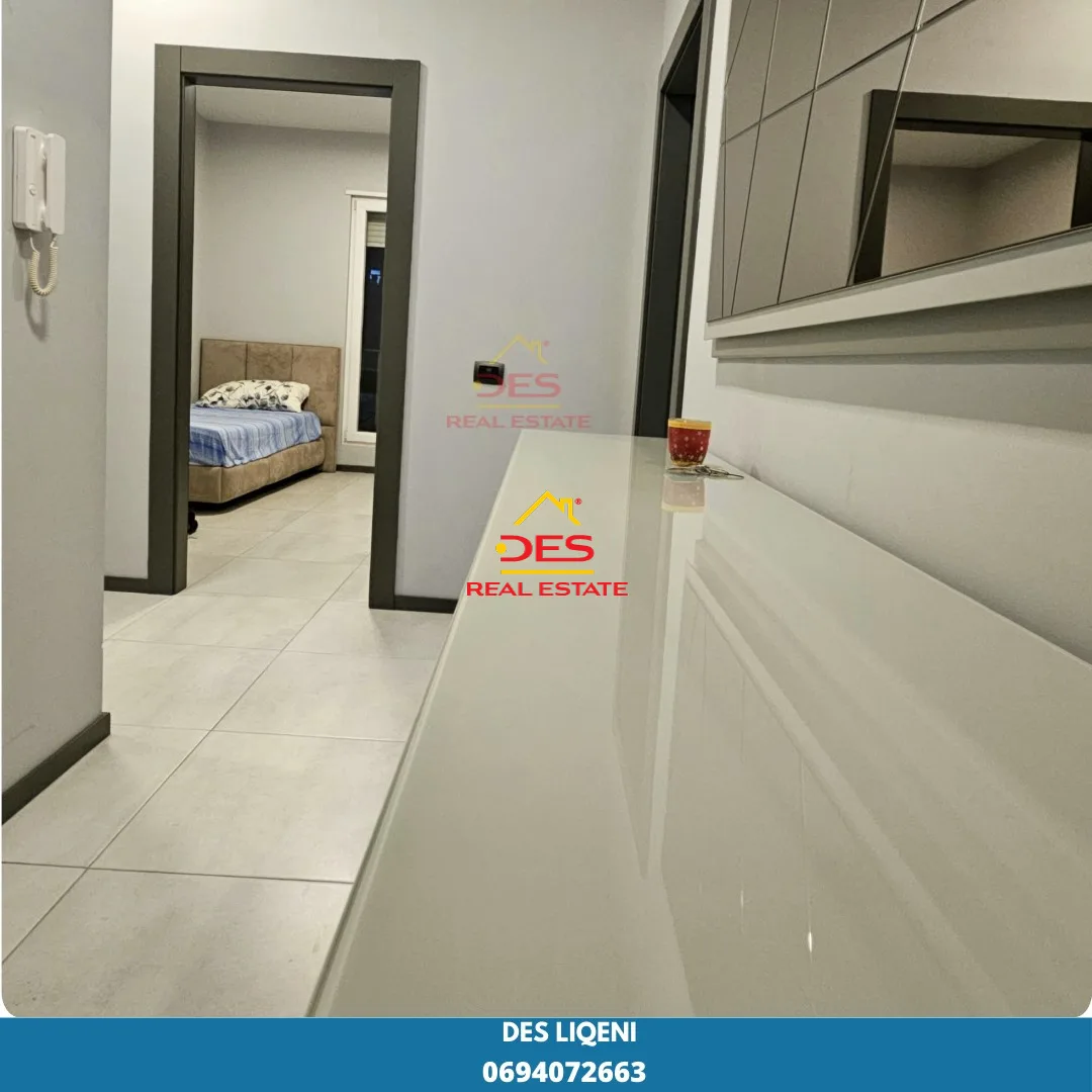 Jepet me qira kati i 5-të 2+1+2 parku olimpik, tiranë