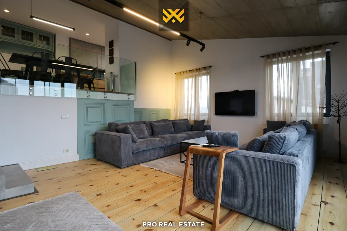 Banesë Penthouse 174m² me #QIRA në Dragodan