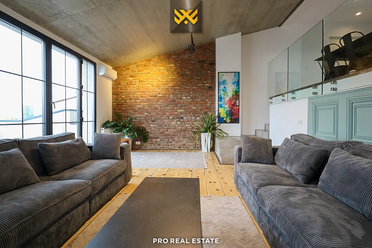Banesë Penthouse 174m² me #QIRA në Dragodan
