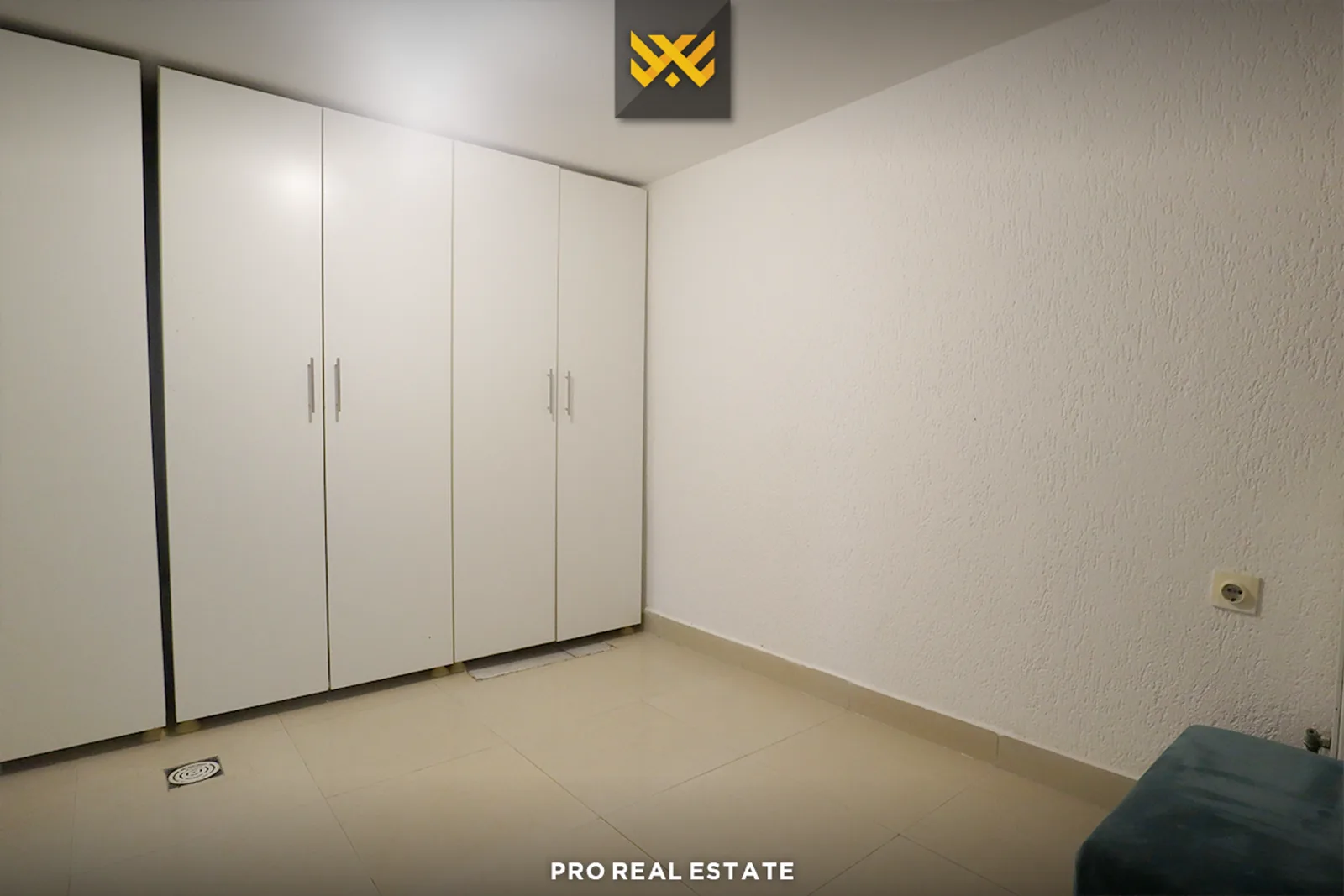 Lokal 120m² në #SHITJE në Ulpianë.