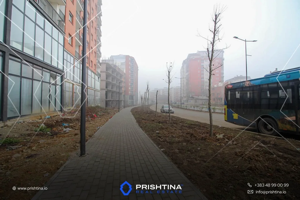 Lokal ne #shitje 50m2 te Rruga B