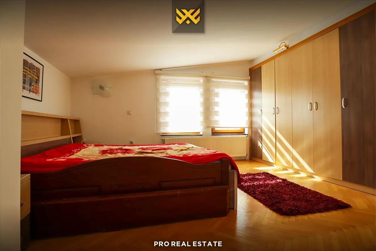 Kat Shtëpie 120m² me #QIRA në Velani.