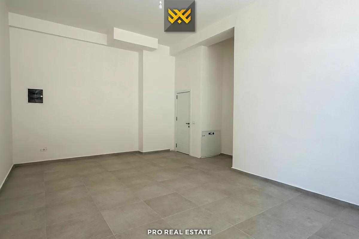Lokal 35m² me #QIRA në Lagjen e Muhaxherëve