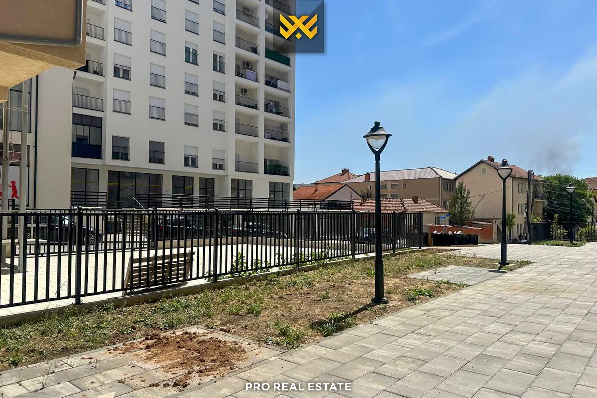 Lokal 35m² me #QIRA në Lagjen e Muhaxherëve