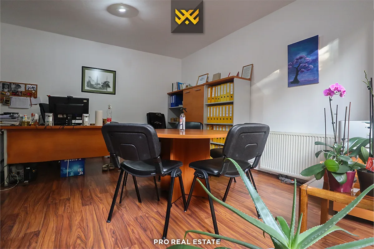 Shtëpi – Zyre 280m²+ 40m² me #QIRA në Pejton