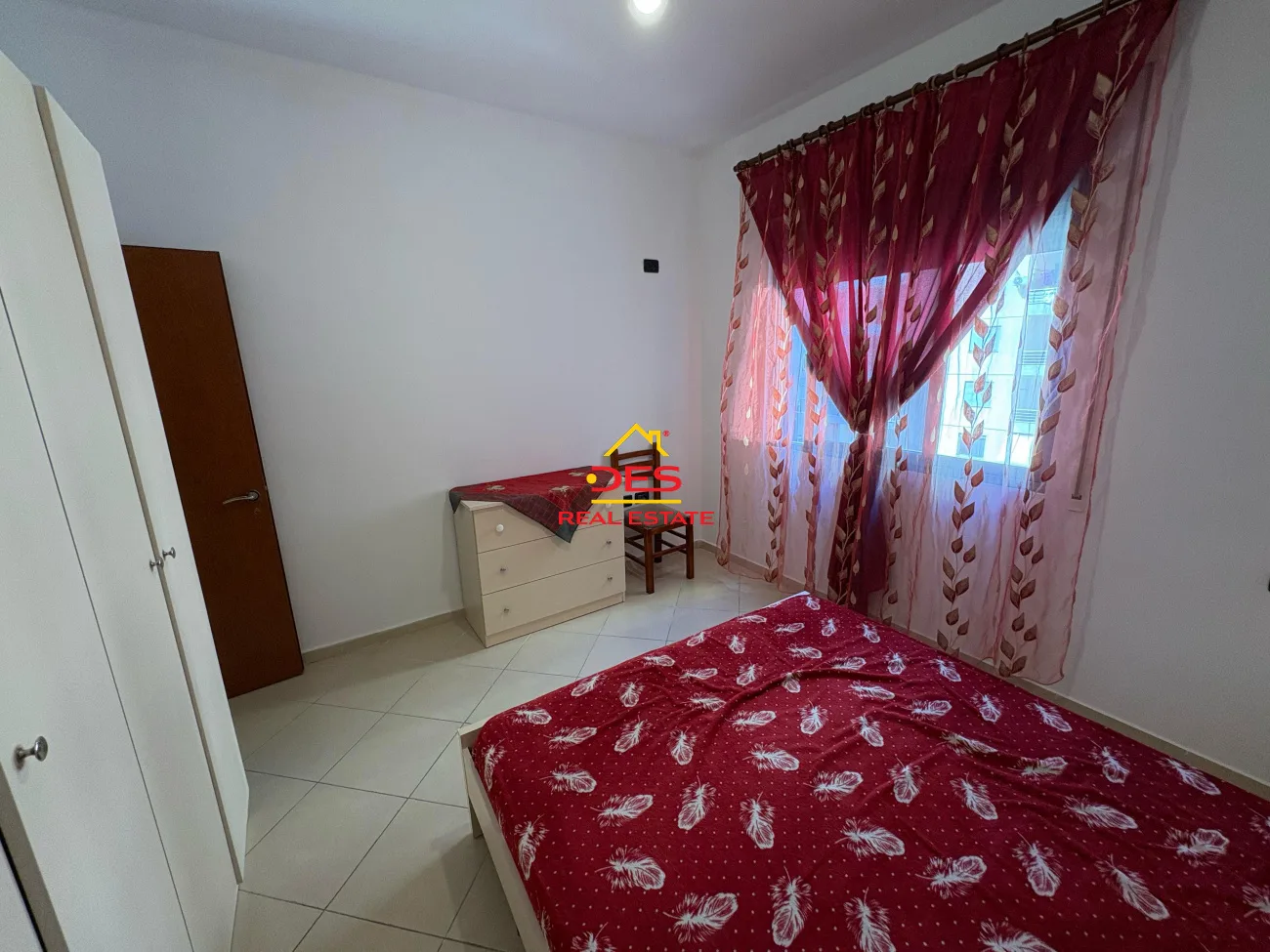 Shitet apartament 1+1 te ish kombinati i peshkut, vlorë