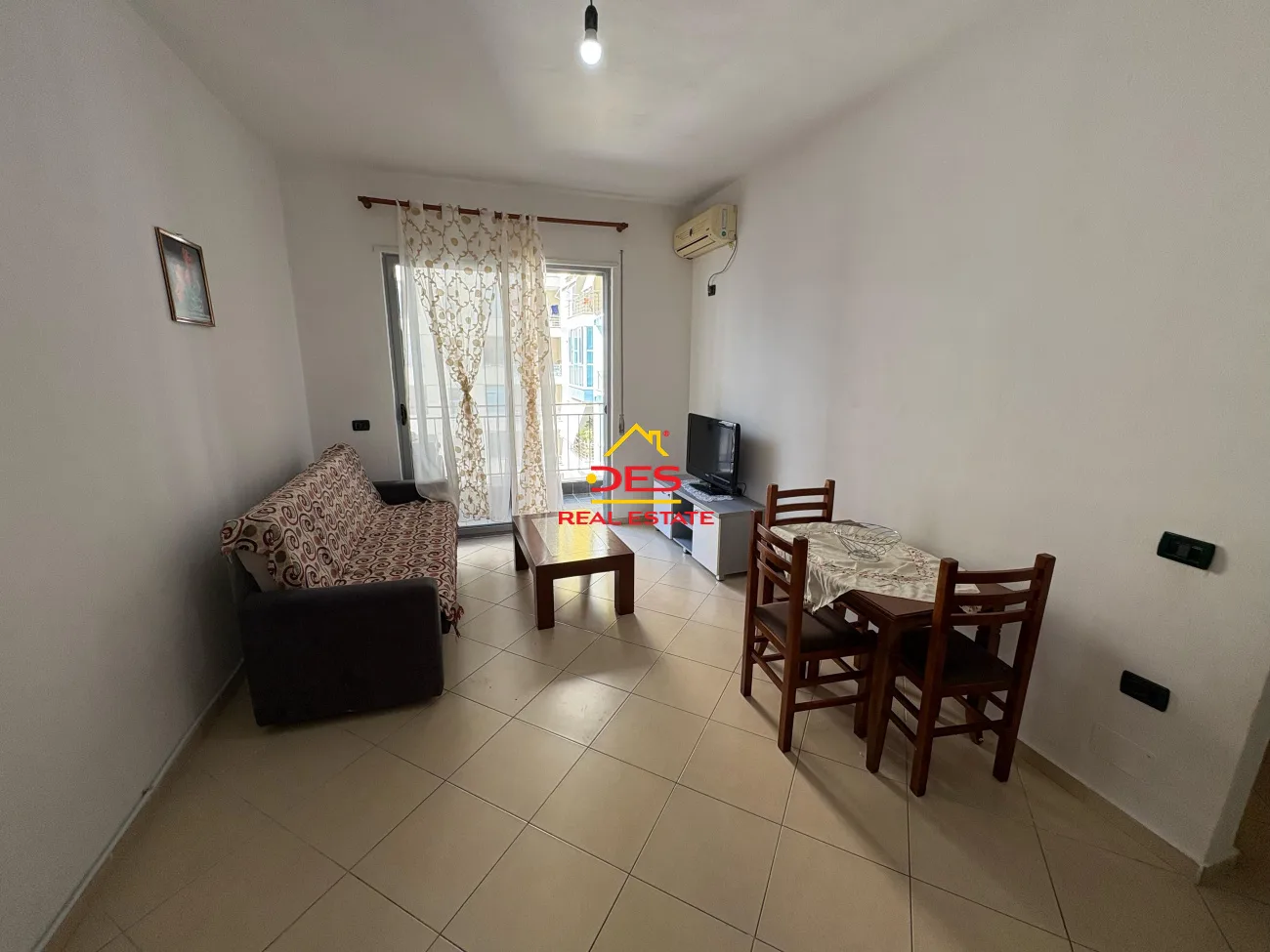 Shitet apartament 1+1 te ish kombinati i peshkut, vlorë