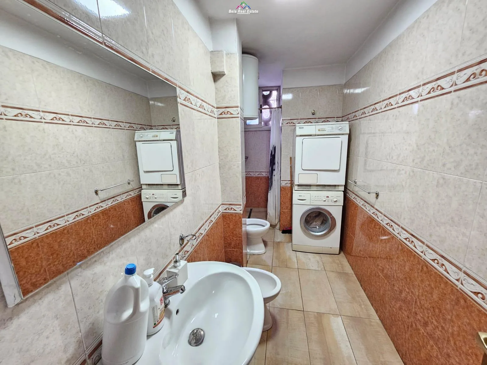 Apartament Me Qera 2+1 Ne Qender (ID B221364) Tirane