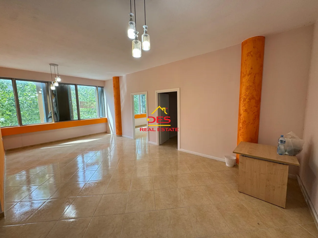 JEPET ME QIRA AMBIENT BIZNESI PRANË ALSA sh.p.k ,VLORË