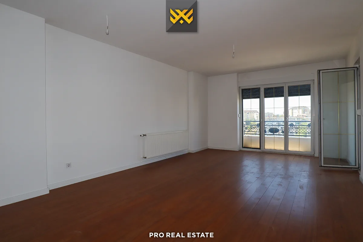 Banesë / Zyrë 119m²me #QIRA te Rruga B