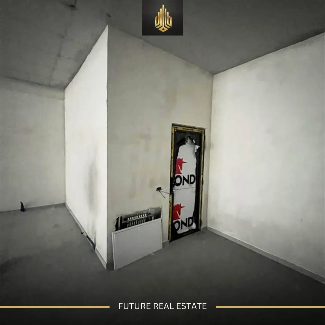 Lokal me QERA/168m²