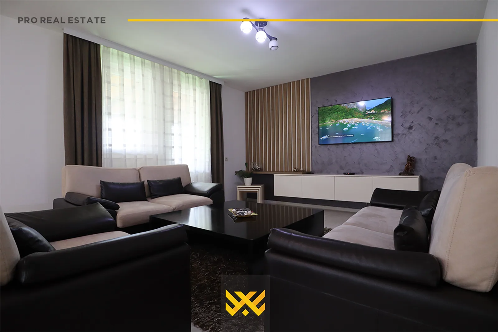 Shtëpi 350m² me #QIRA në Taslixhe.