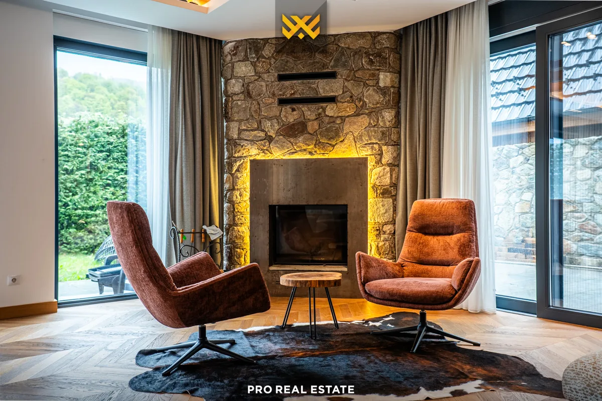 Villë 240m² për #SHITJE në Brezovicë