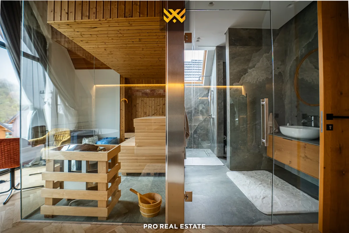 Villë 240m² për #SHITJE në Brezovicë