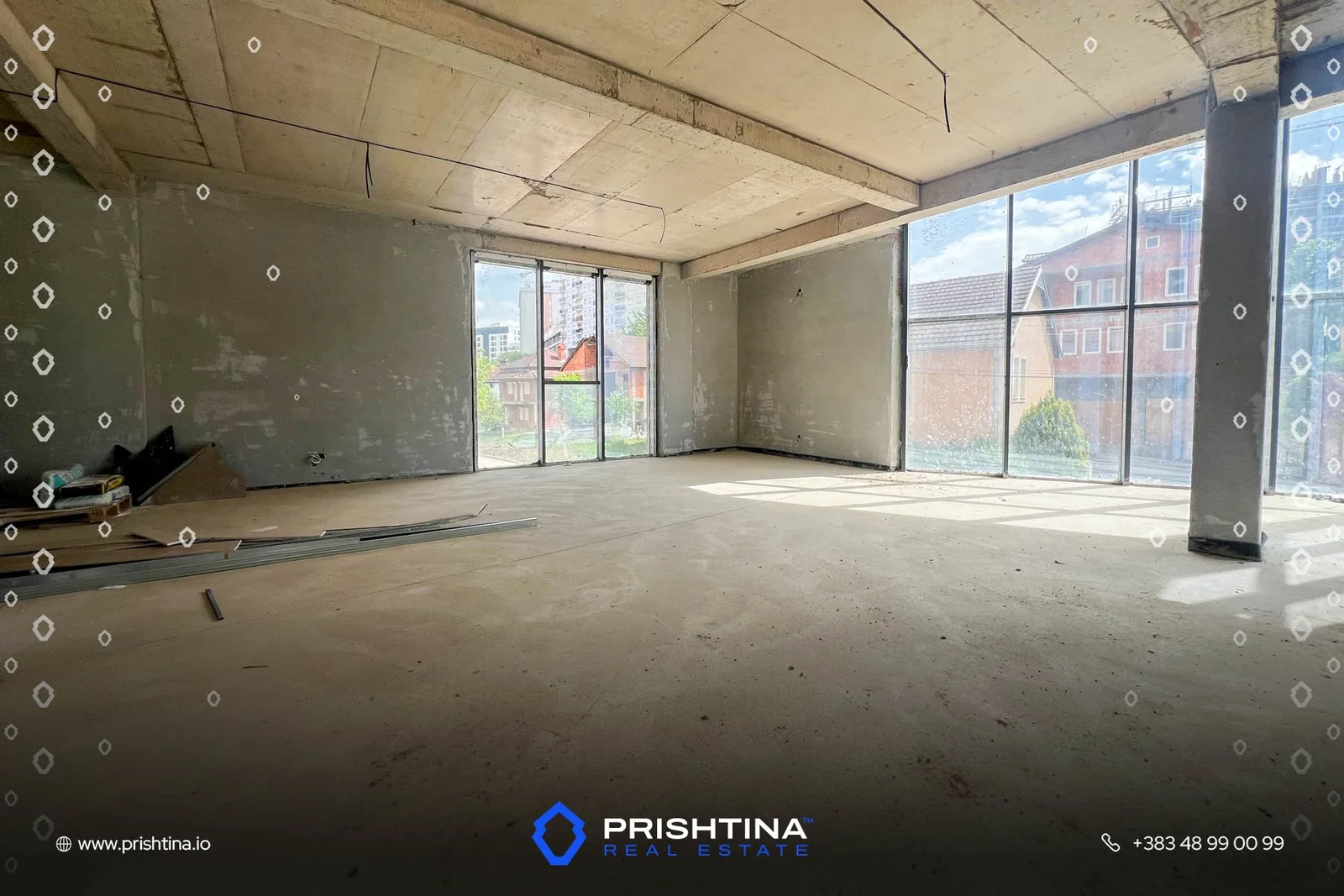 Lokal me qira 85m² + 68m² te Prishtina e Re