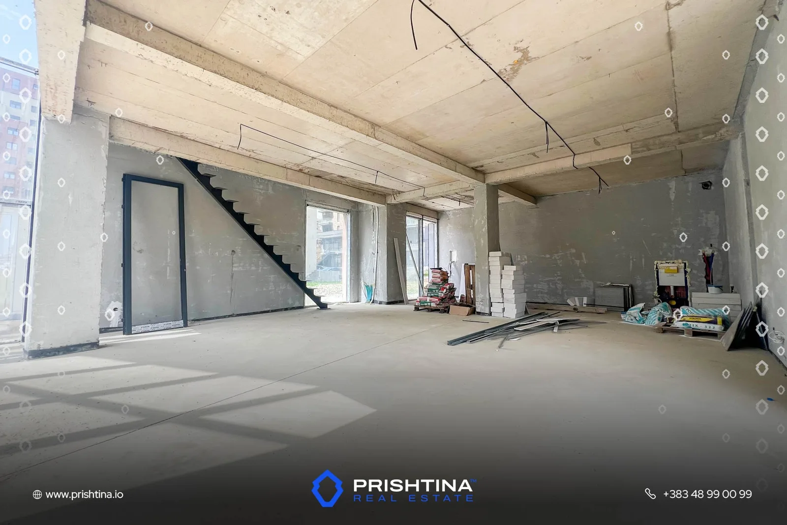 Lokal me qira 85m² + 68m² te Prishtina e Re